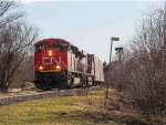 CN 8913 leads train 402 in Le Bic